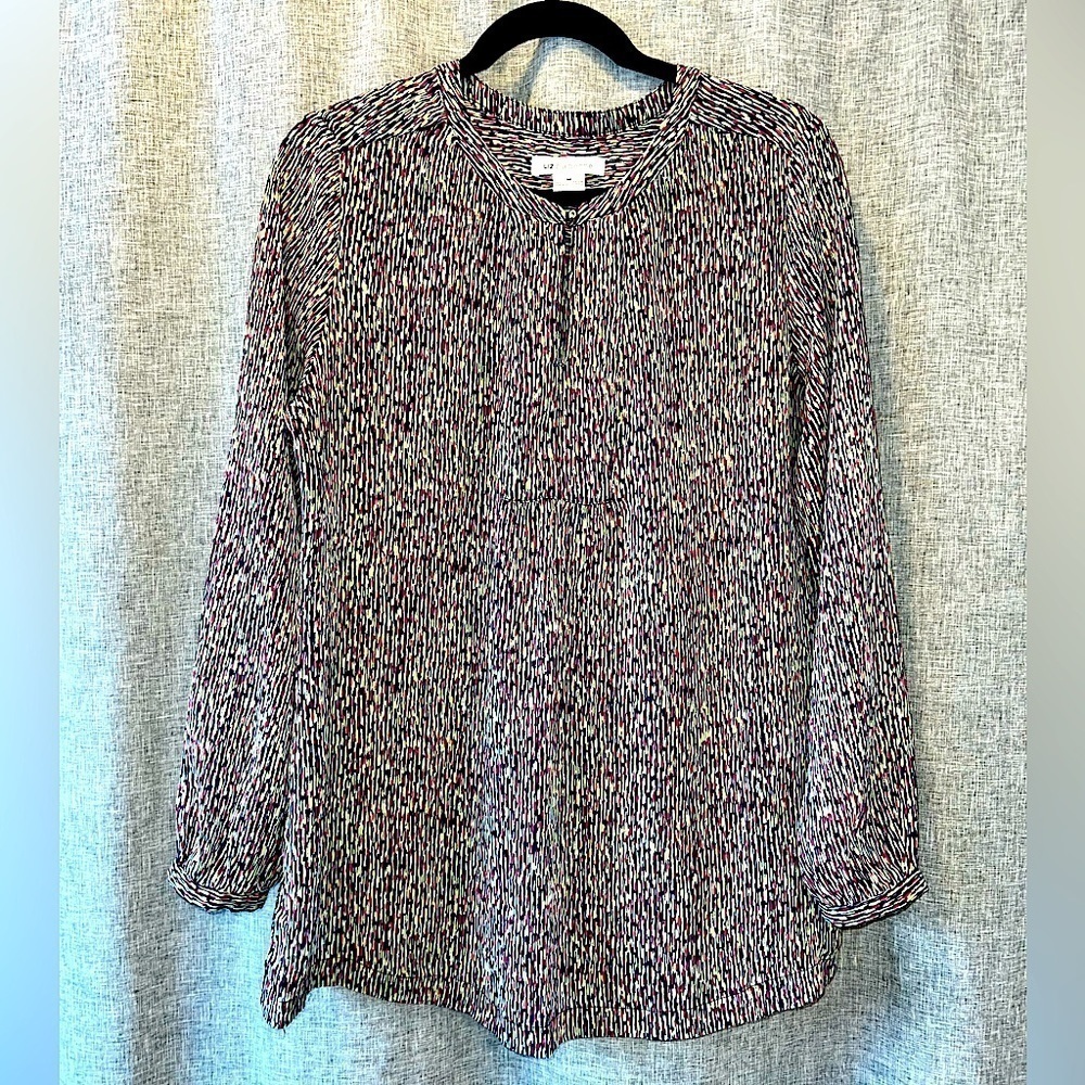 Women's Liz Claiborne Semi Sheer top Medium